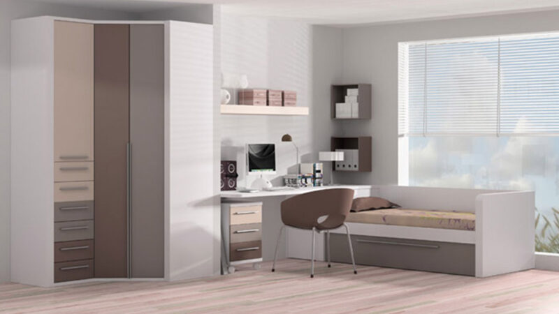 Cama nido con somier extraíble, frisos en tres costados y módulos de almacenamiento tipo librería en color blanco para habitación juvenil