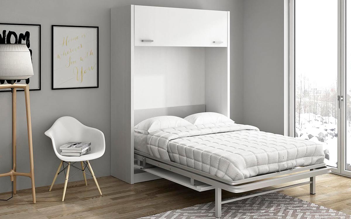 Mueble cama abatible de matrimonio para espacios reducidos.