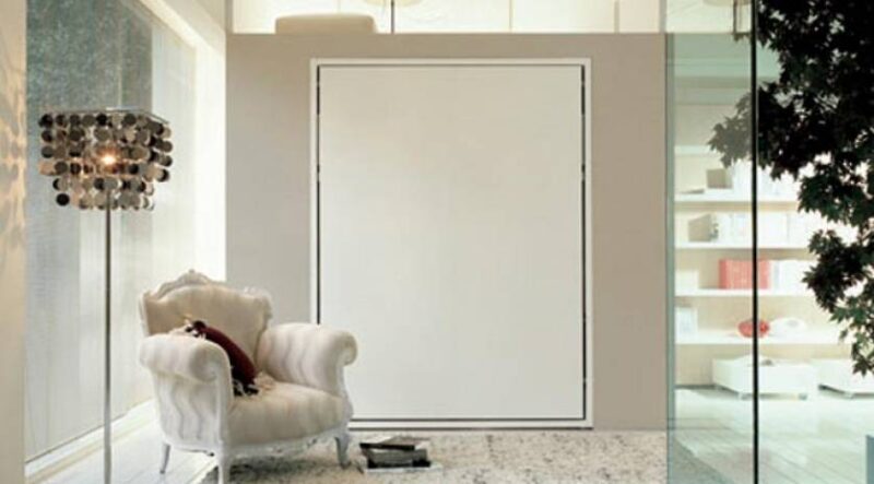 Cama de matrimonio abatible completamente integrable en la pared.