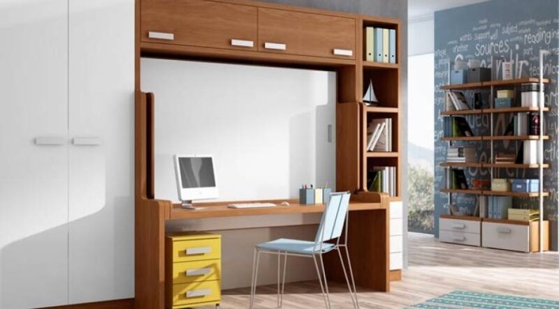 Escritorio cama abatible. Mueble cama con escritorio, armarios y estantes.