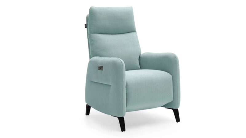 sillón relax compacto moderno con cabezal regulable y máxima comodidad
