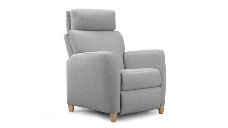 Sillón elevable moderno. Líneas nórdicas.