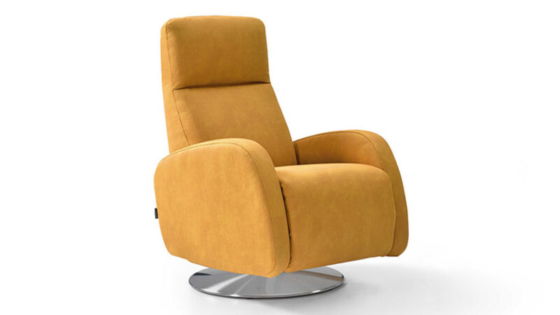 sillón relax con doble reposapiernas y asiento continuo confortable