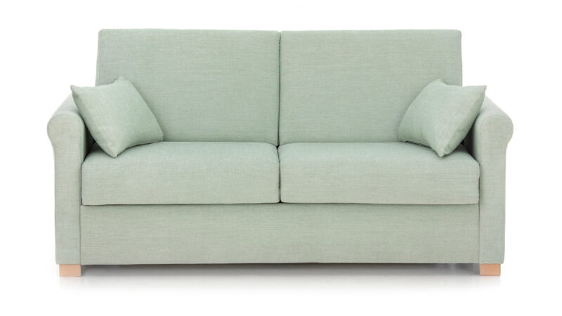 Sofá cama compacto de diseño clásico, colchón HR de 140x190 cm, ideal para salones pequeños, fácil apertura sin mover almohadones, ahorro de espacio. Diseño frontal.