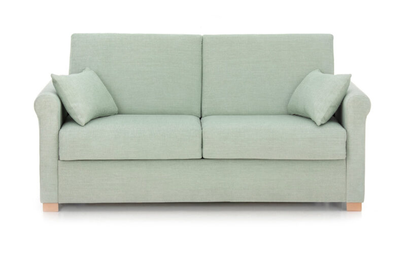 Sofá cama compacto de diseño clásico, colchón HR de 140x190 cm, ideal para salones pequeños, fácil apertura sin mover almohadones, ahorro de espacio. Diseño frontal.