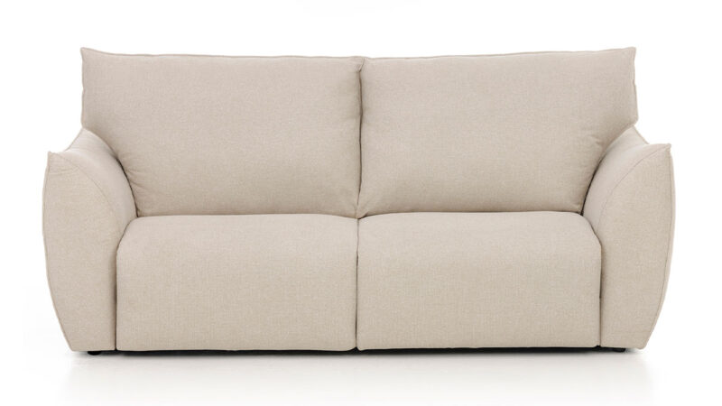 Sofá cama estilo boho chic, ideal para espacios modernos. Diseño bohemio con apertura italiana fácil, colchón HR de alta densidad y estructura resistente. Para uso diario y personalizable en tamaño y tapicería. Diseño frontal.