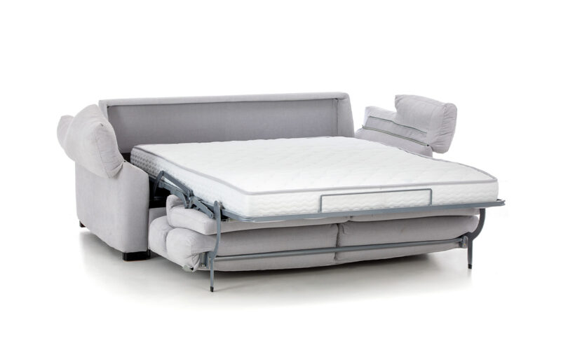 Sofá cama con respaldo ergonómico y brazo tipo siesta, apertura fácil, colchón cómodo y opciones viscoelásticas o de muelles. Diseño abierto.