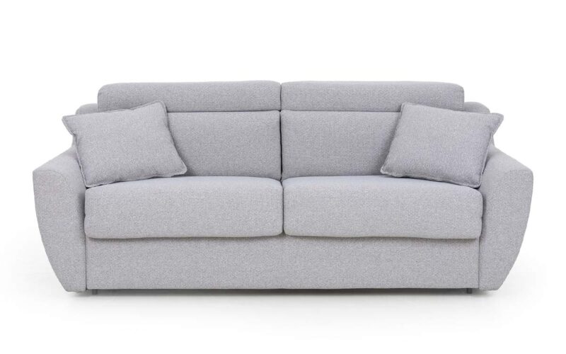 Sofá cama moderno de 140x190 con colchón viscoelástico de alta densidad, apertura italiana fácil sin mover cojines, y respaldo abatible para mayor comodidad. Diseño frontal.