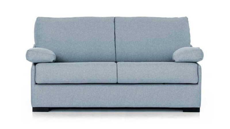 Sofá cama compacto con colchón HR de alta densidad, sin necesidad de mover almohadones, ideal para habitaciones pequeñas y espacios reducidos. Diseño frontal.