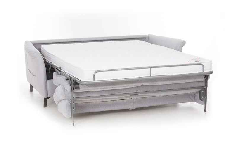 Sofá cama 140x190, colchón HR alta densidad, diseño atemporal con cabeceros opcionales, somier plano electrosoldado. Diseño abierto