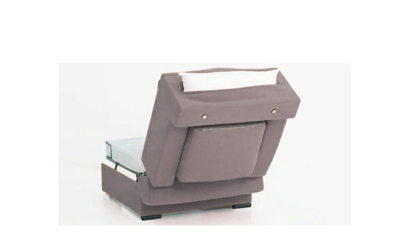 Sillón cama de 80x190 con fácil apertura, colchón HR y hueco para almohadas. Ideal para espacios pequeños. Diseño abierto