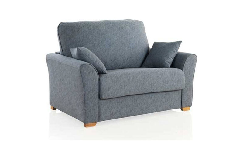 Sofá cama clásico con respaldo mullido, colchón HR y diseño compacto para uso diario en salitas o cuartos de estar. Diseño con perspectiva.