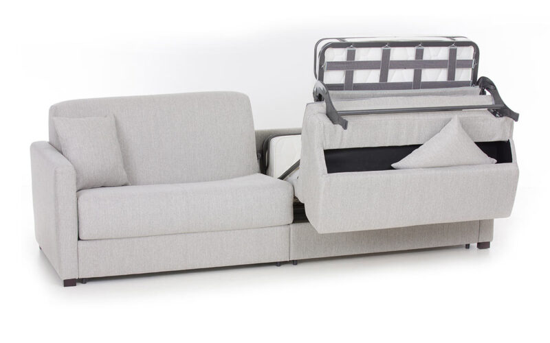Sofá cama con dos camas gemelas de 90x190 cm, apertura independiente, ideal para espacios pequeños y uso diario. Diseño medio abierto.