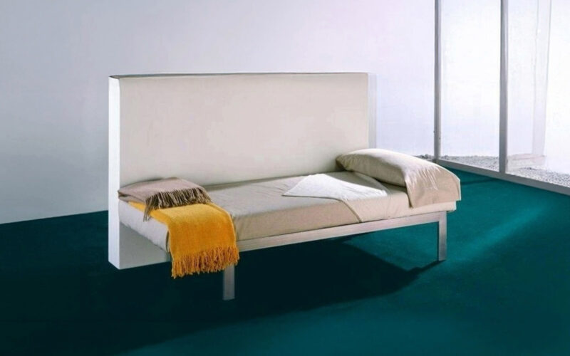 Sofá cama horizontal compacto, desenfundable y económico, ideal para espacios estrechos. Diseño abierto.