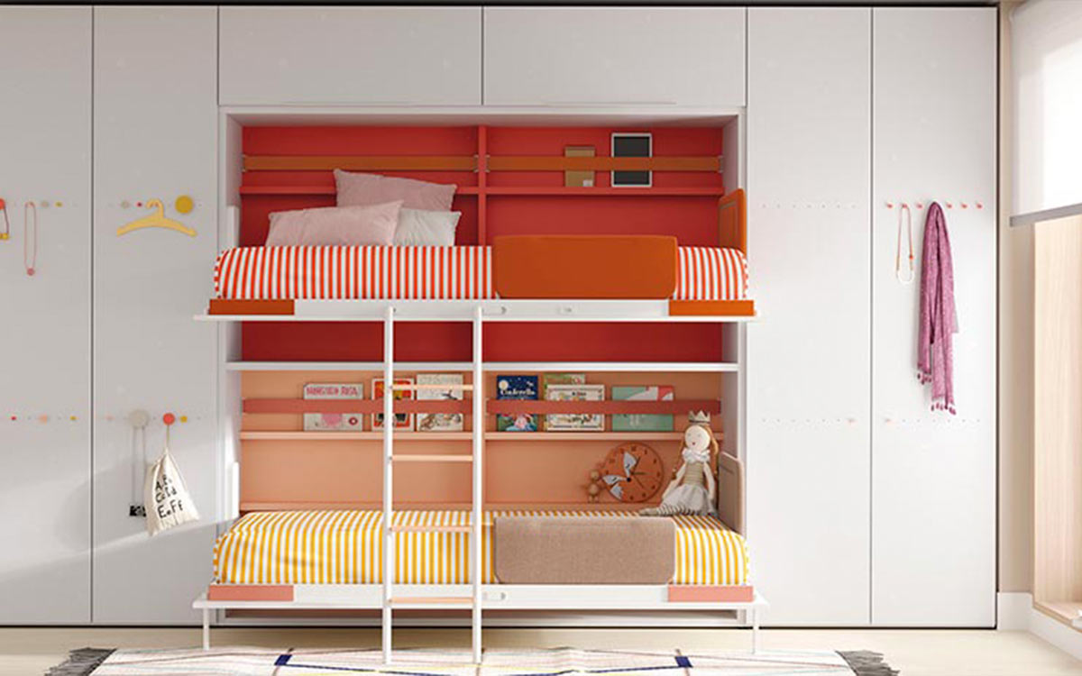 Mueble con camas dobles totalmente ocultas y posibilidad de integrar armarios y librerías