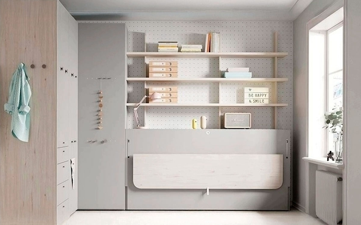 Cama abatible con mesa integrada personalizable, diseño funcional ideal para espacios reducidos.