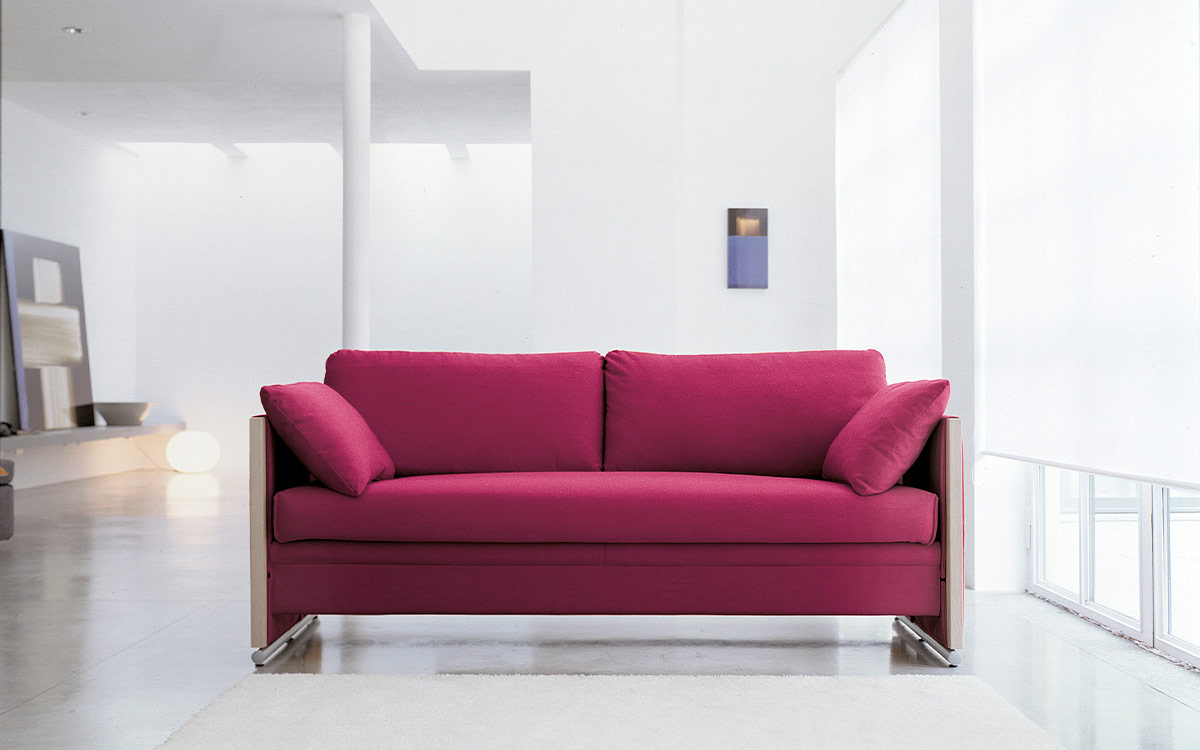 Cómodo sofá cama litera, diseño elegante y funcional con escaleras integradas.