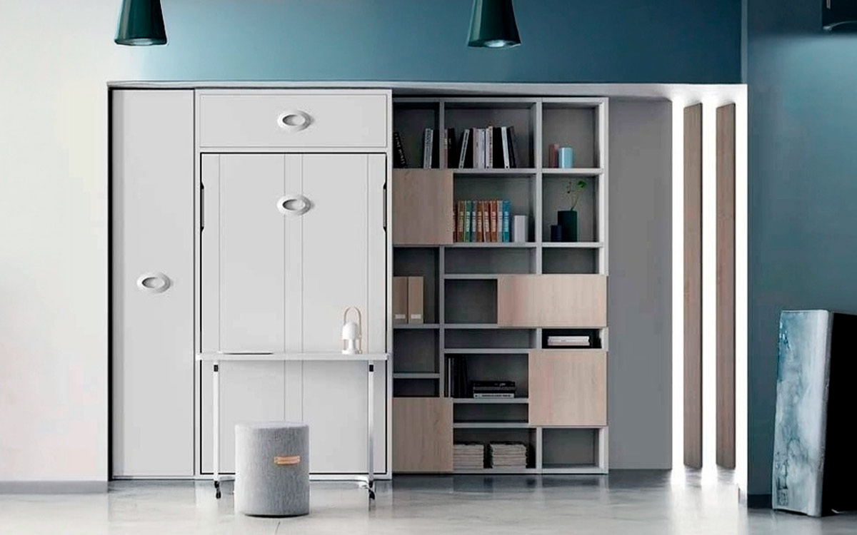 Cama abatible individual con escritorio y estantes interiores.