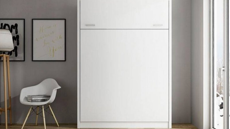 Mueble cama abatible de matrimonio para espacios reducidos.