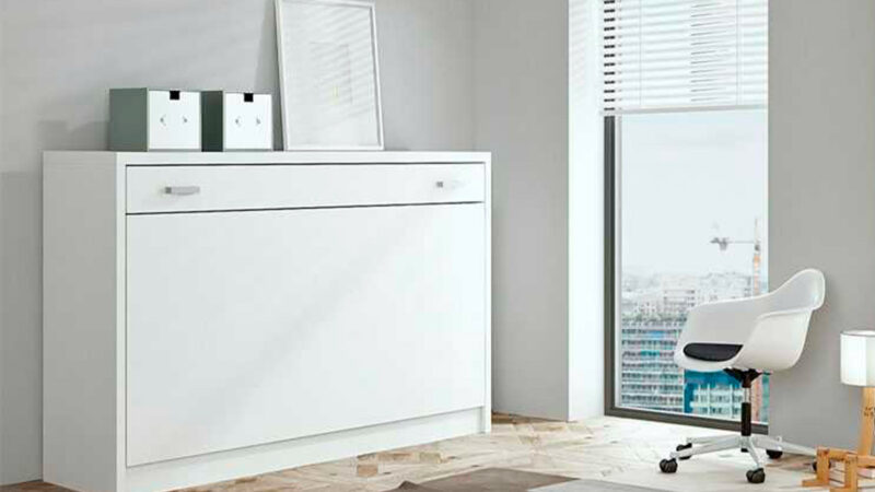 Mueble cama abatible de matrimonio con diseño funcional.